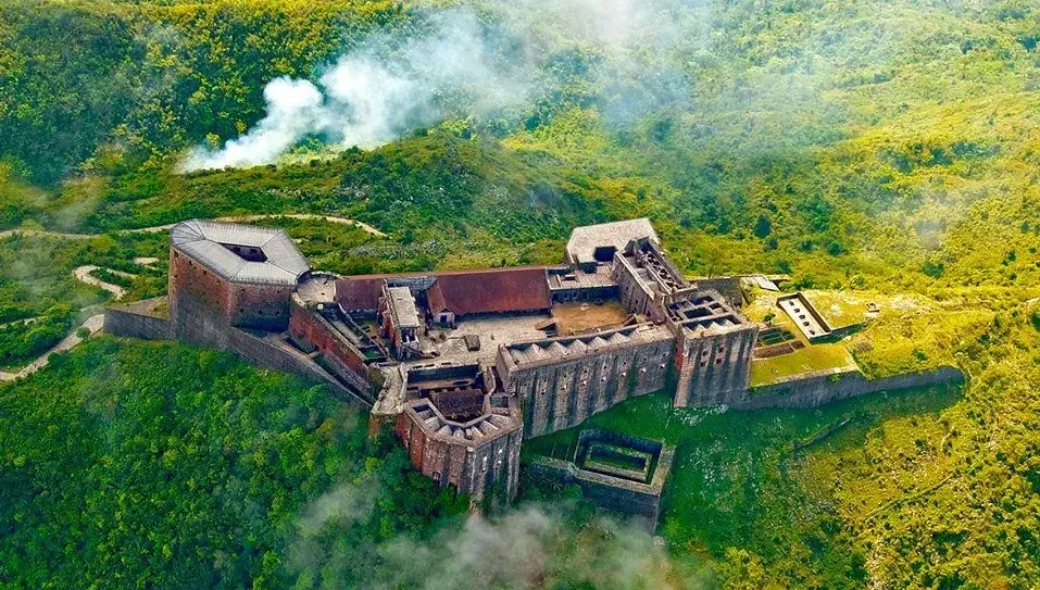 Ministère du Tourisme (MT)